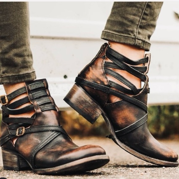 FREEBIRD BY STEVEN Stair Leather Wrap Around Black Brown Ankle Booties Size 8 - Picture 1 of 16